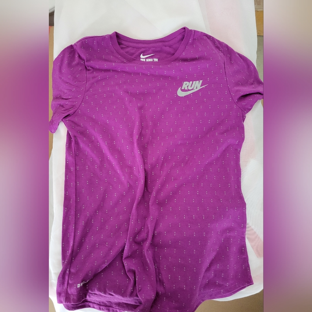 Nike Run t shirt